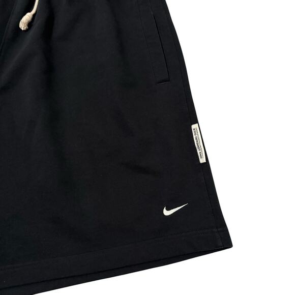 Nike Standard Issue Shorts 9" Men’s XL DQ5712-010 French Terry Basketball Black - Picture 2 of 7